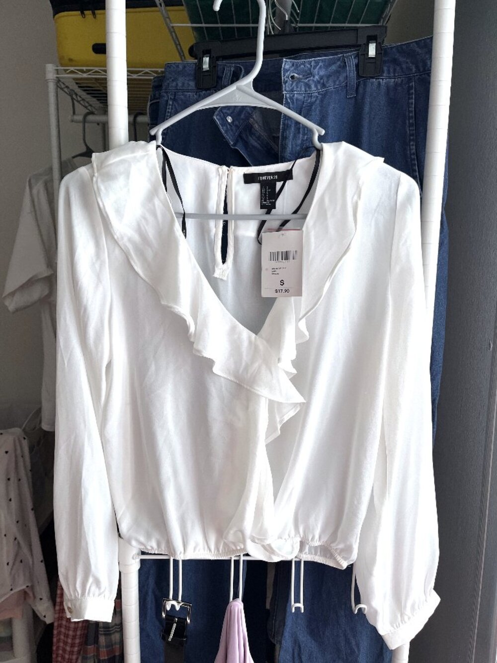 Forever 21 Cropped Blouse